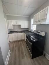 1804 14th Ave in Moline, IL - Building Photo - Building Photo