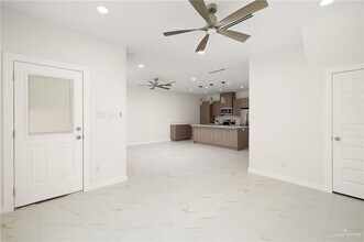 17 Bicentennial Blvd in McAllen, TX - Building Photo - Building Photo