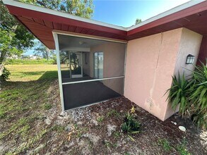 7675 Winged Foot Dr in Ft. Myers, FL - Building Photo - Building Photo
