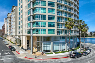 The Essex on Lake Merritt in Oakland, CA - Building Photo - Building Photo