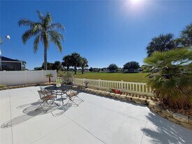 8830 SE 167th Mayfield Pl, Unit 200 in the Villages, FL - Building Photo