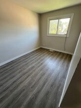 505 Kathleen Ave in Sarnia, ON - Foto de edificio - Building Photo