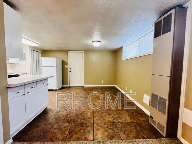 4270 S 2300 E in Holladay, UT - Building Photo - Building Photo