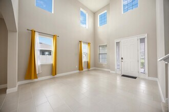 17524 Cantarina Cove in Bradenton, FL - Building Photo - Building Photo