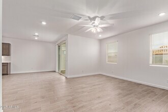 17768 W Onyx Ave in Glendale, AZ - Building Photo - Building Photo