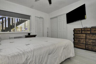 3064 S Atlantic Ave in Daytona Beach, FL - Building Photo - Building Photo