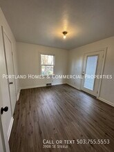 3908 SE Steele St in Portland, OR - Building Photo - Building Photo