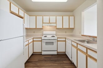 Ednor Apartments I in Baltimore, MD - Foto de edificio - Building Photo
