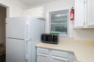 5516 Kaplan Dr in Raleigh, NC - Building Photo - Building Photo