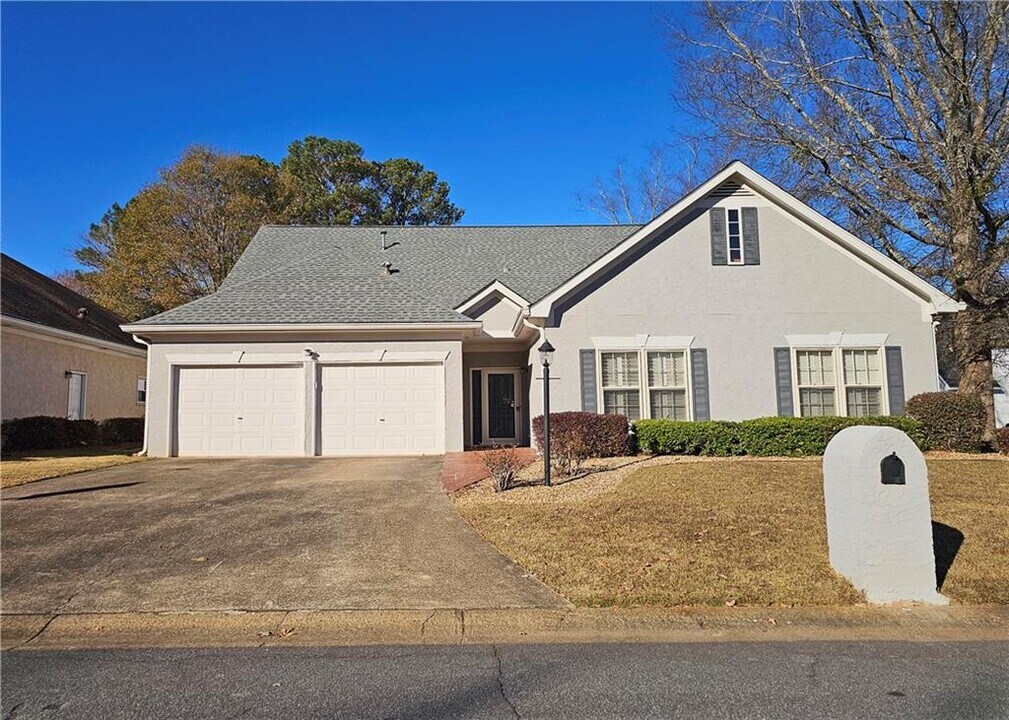 940 Bridgegate Dr NE in Marietta, GA - Building Photo