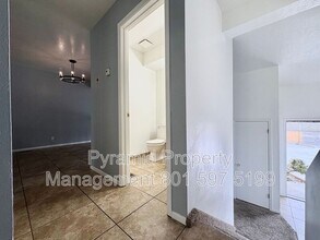 5441 S 1300 E in Salt Lake City, UT - Foto de edificio - Building Photo