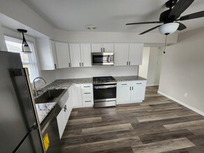6516 S 17th St in Milwaukee, WI - Building Photo - Building Photo