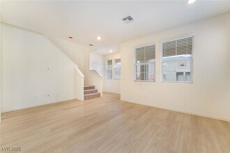 2768 Piazza Madama St in Henderson, NV - Building Photo - Building Photo