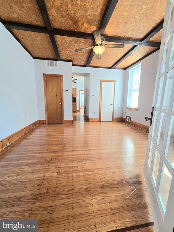 30 W Kings Hwy in Mt Ephraim, NJ - Building Photo - Building Photo