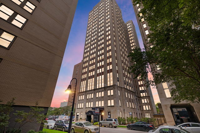 1640 E 50th St in Chicago, IL - Building Photo