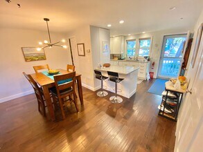 7 Arthur Ct in South Burlington, VT - Building Photo - Building Photo