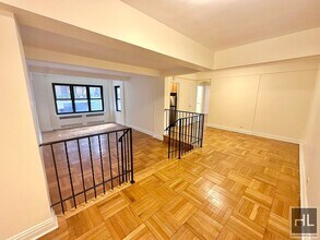EAST 56 STREET in New York, NY - Building Photo - Building Photo