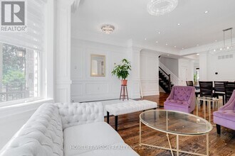 28 Moore Park Ave in Toronto, ON - Building Photo - Building Photo