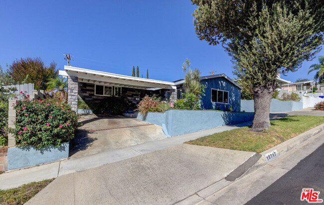 property at 18717 Kimbrough St