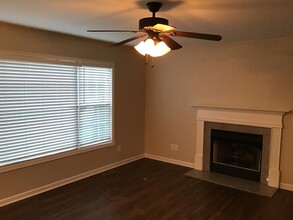 4466 Timberwood Dr in Gastonia, NC - Building Photo - Building Photo