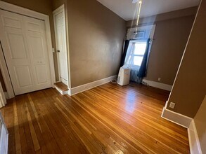 73 St Paul St in St Catharines, ON - Building Photo - Building Photo