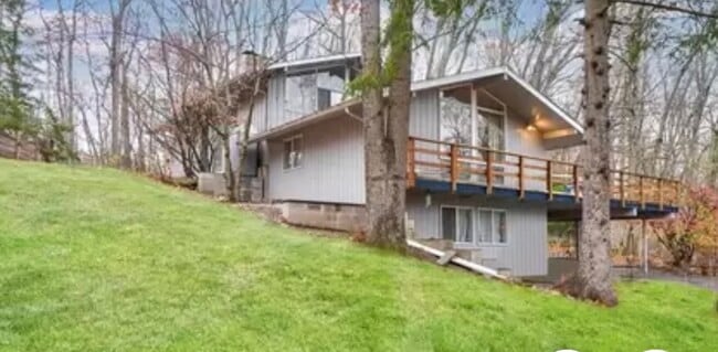 property at 47 Hill St