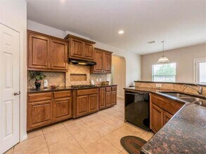 7220 Moon Rock Rd in Austin, TX - Building Photo - Building Photo