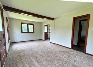 903 W 4th St N in Newton, IA - Building Photo - Building Photo
