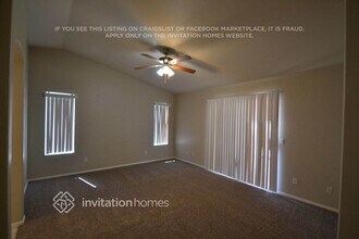 2046 N 90th Ln in Phoenix, AZ - Building Photo - Building Photo