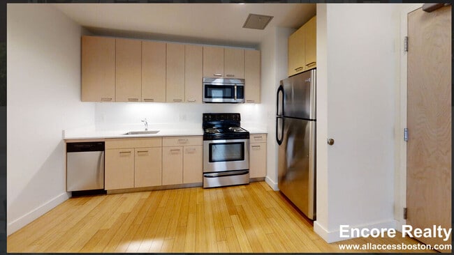 property at 1085 Boylston St