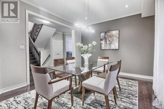 70 Vivaldi Dr in Vaughan, ON - Building Photo - Building Photo