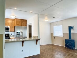 1535 Park Ave in Red Bluff, CA - Building Photo - Building Photo