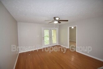 303 Hinsdale Ave in Fayetteville, NC - Building Photo - Building Photo