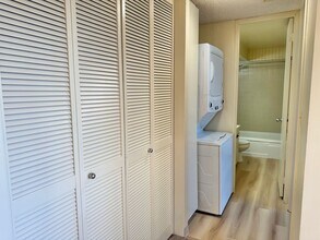 855 Makahiki Way in Honolulu, HI - Building Photo - Building Photo