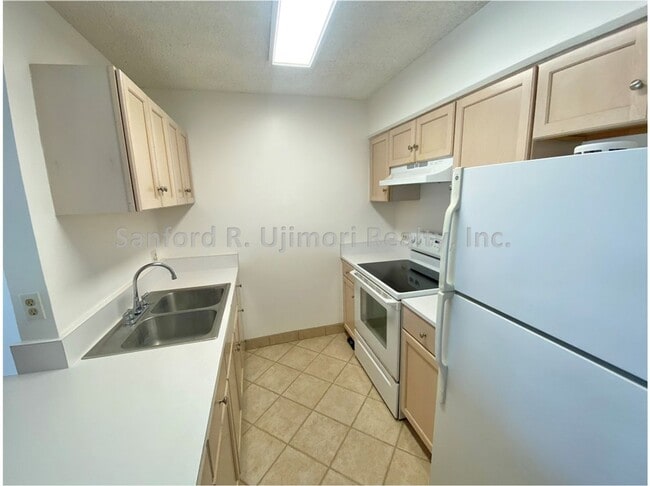 725 Piikoi St in Honolulu, HI - Building Photo - Building Photo