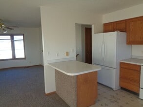 5305 W Madison Ave in Lincoln, NE - Building Photo - Building Photo