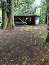 58301 E Sleepy Hollow Dr in Sandy, OR - Building Photo - Building Photo