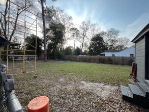 520 Villa Esta Cir in Macon, GA - Foto de edificio - Building Photo