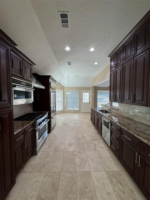 3306 Shadowwalk Dr in Houston, TX - Building Photo - Building Photo