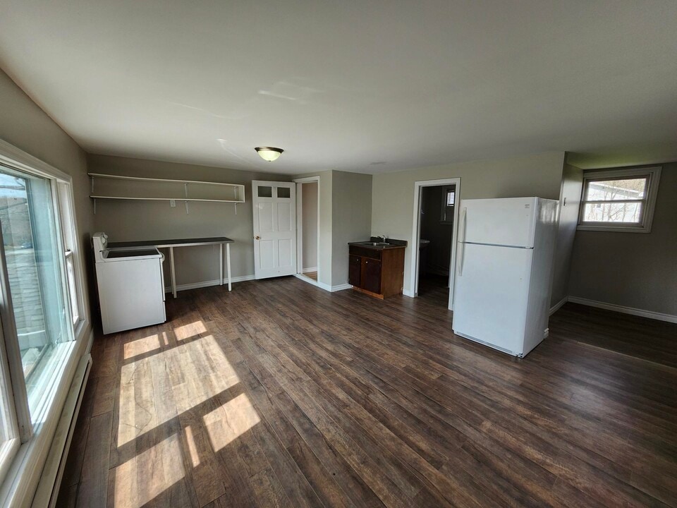 35 Belgrave St in Saint John, NB - Building Photo