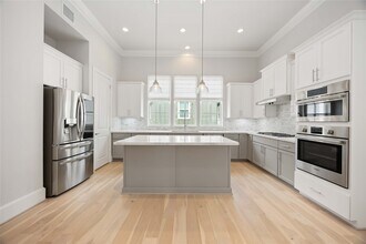 610 Delmar St in Houston, TX - Building Photo - Building Photo