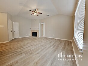 15931 Imperial Forest Ln in Houston, TX - Building Photo - Building Photo