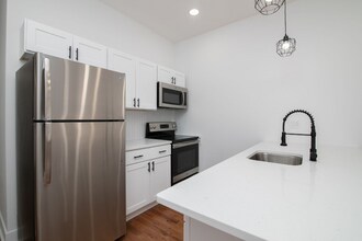 3035 W Diamond St-Unit -1 in Philadelphia, PA - Building Photo - Building Photo