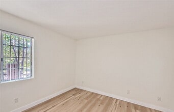 775 Paso de Luz in Chula Vista, CA - Building Photo - Building Photo