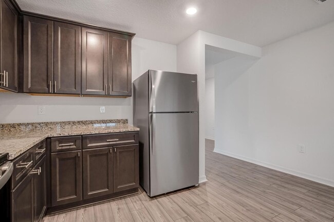 property at 2 Frank Pl