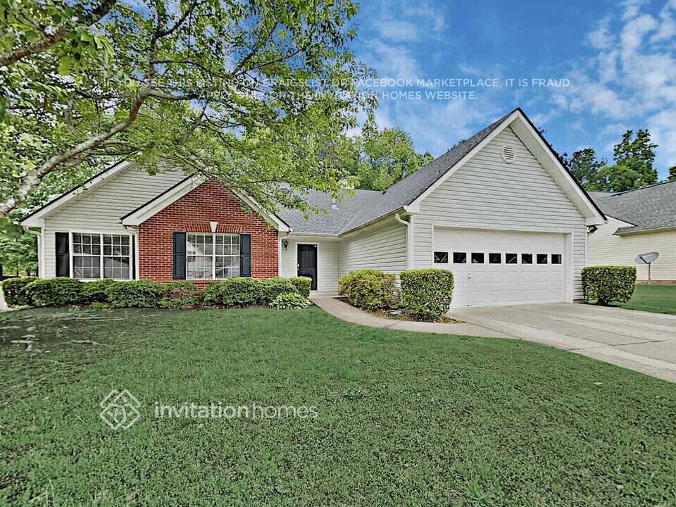 1383 Wilkes Crest Ct in Dacula, GA - Building Photo