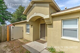 4314 Country Hills Blvd in Plant City, FL - Foto de edificio - Building Photo