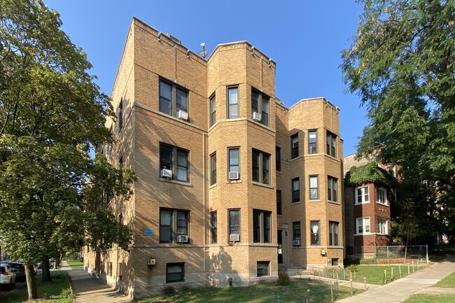 property at 2054 W Arthur Ave
