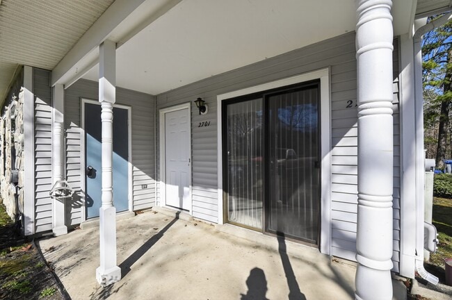 property at 2701 Canyon Ct