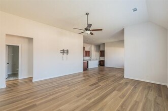 1000 S Hl Dr in Crowley, TX - Building Photo - Building Photo